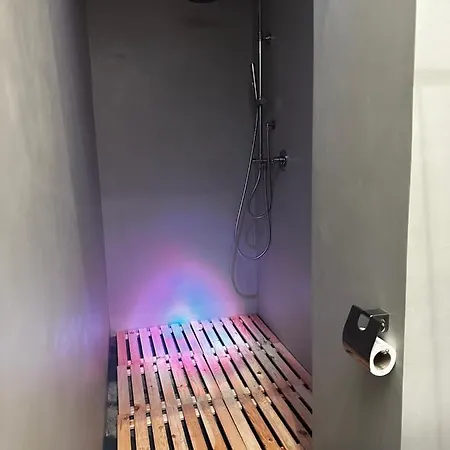 Sound - Apt Con Terrazza E Cucina 3 Min Toledo * Nápoles