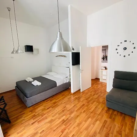 Sound - Apt Con Terrazza E Cucina 3 Min Toledo * Nápoles
